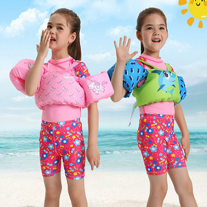 Children's arm hanging life jackets